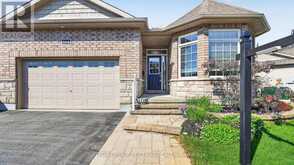 104 PASSAGEWAY PRIVATE | Ottawa Ontario | Slide Image Two