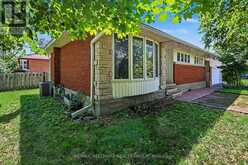 2067 BANGOR STREET | Ottawa Ontario | Slide Image Three