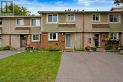 19 - 158 BARROW CRESCENT | Ottawa Ontario | Slide Image Two