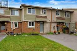 19 - 158 BARROW CRESCENT | Ottawa Ontario | Slide Image Three