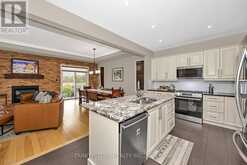 452 LANDSWOOD WAY | Ottawa Ontario | Slide Image Nine