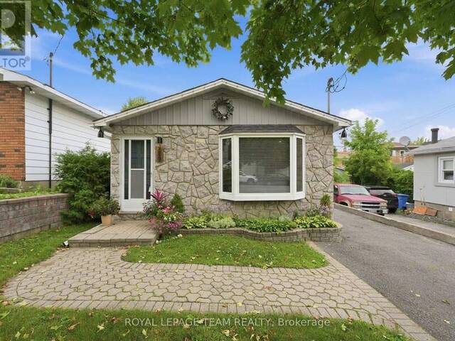 289 MONTFORT STREET Ottawa Ontario, K1L 5N7 - 3 Bedrooms Home For Sale