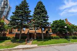27 - 100 HILLSIDE DRIVE | Ottawa Ontario | Slide Image One
