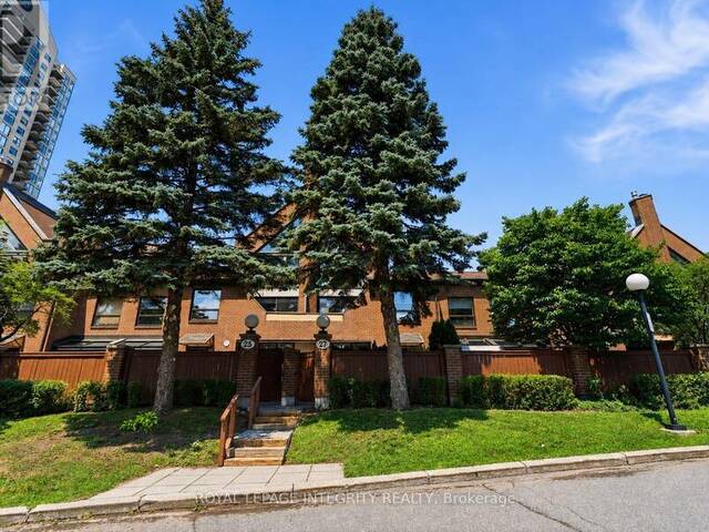 27 - 100 HILLSIDE DRIVE Ottawa Ontario, K1K 4J1 - 4 Bedrooms Condo For Sale