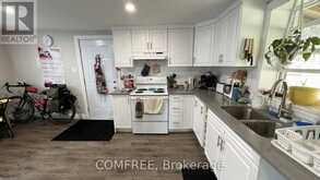 21 MONROE AVENUE | Cornwall Ontario | Slide Image Four