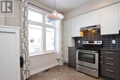 304 MALMO PRIVATE | Ottawa Ontario | Slide Image Fifteen
