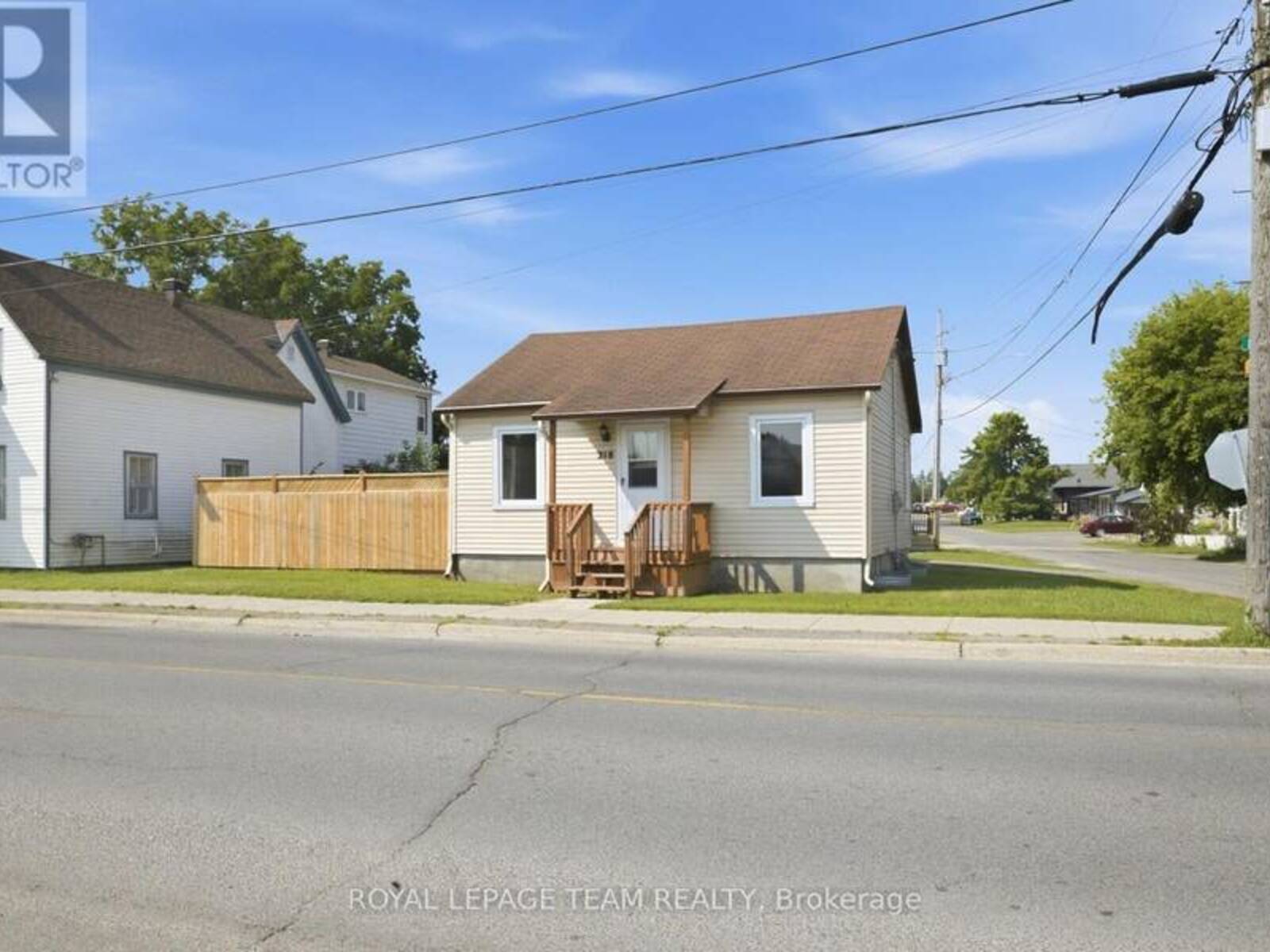 218 RIDEAU STREET, Kemptville, Ontario K0G 1J0