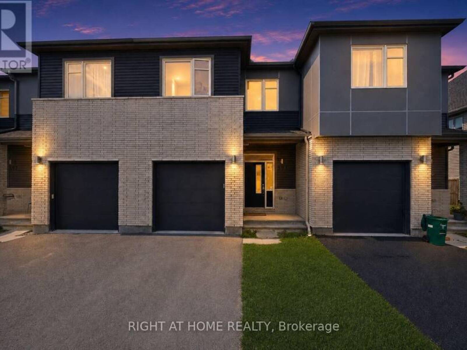 593 EDENWYLDE DRIVE, Ottawa, Ontario K2S 2L1