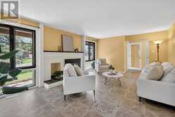 21 LINDHURST CRESCENT | Ottawa Ontario | Slide Image Ten