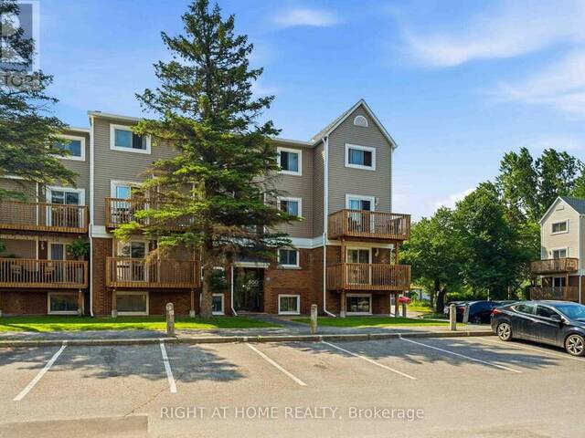 3 - 500 FENERTY COURT Ottawa Ontario, K2L 3B1 - 3 Bedrooms Condo For Sale