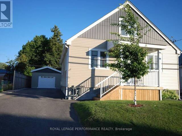 1482 LAPERRIERE AVENUE Ottawa Ontario, K1Z 7S9 - 4 Bedrooms Home For Sale