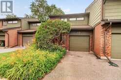 9 - 18 CHISHOLM COURT | Ottawa Ontario | Slide Image One