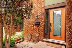 9 - 18 CHISHOLM COURT | Ottawa Ontario | Slide Image Two