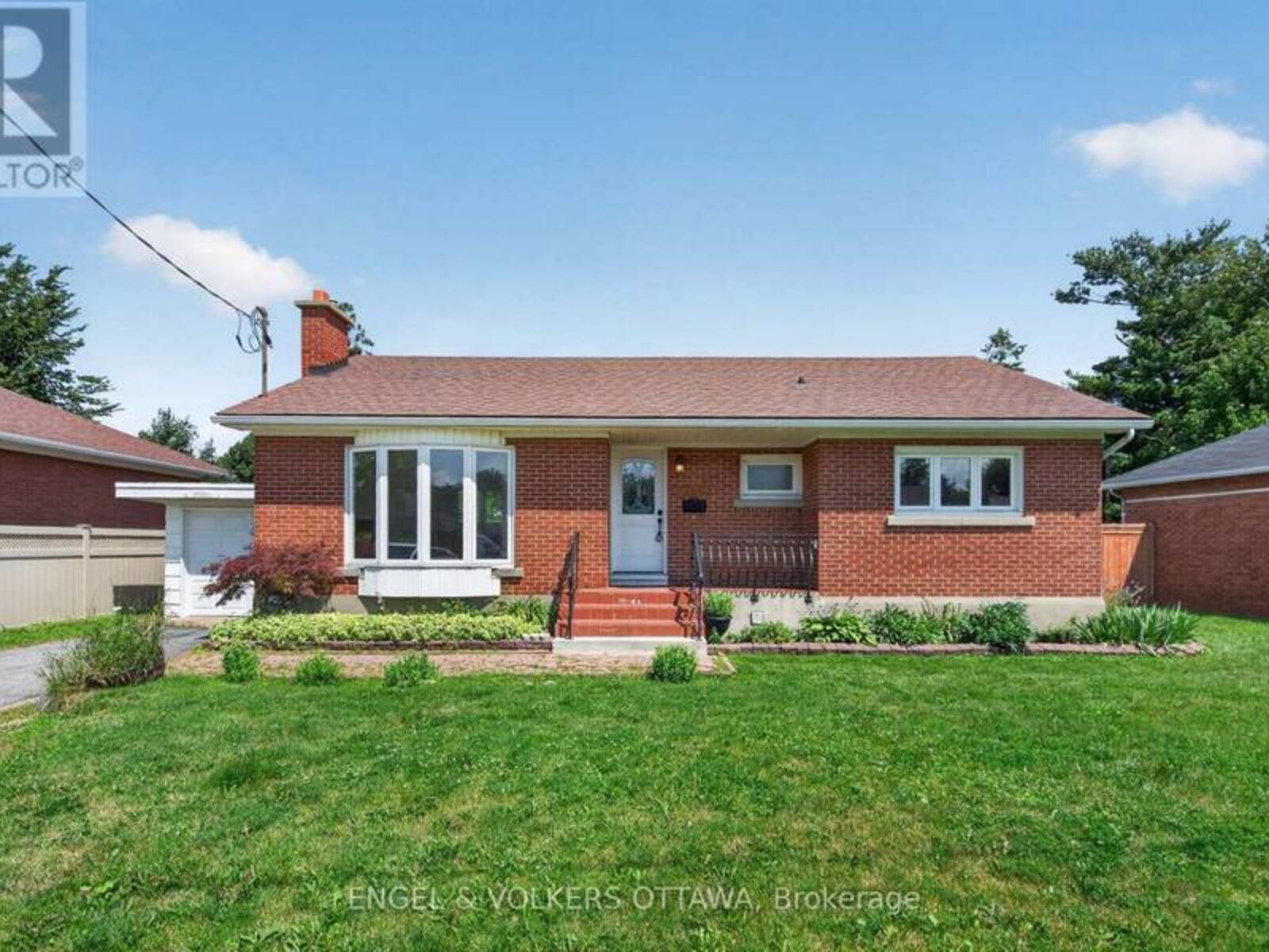 2439 ALTA VISTA DRIVE, Ottawa, Ontario K1H 7M9