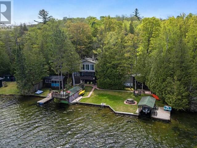 1070 YOUNG LANE North Frontenac Ontario, K0H 2J0 - 6 Bedrooms Waterfront Home For sale