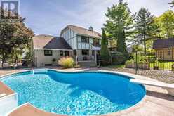 5558 SOUTH ISLAND PARK DRIVE | Ottawa Ontario | Slide Image Three