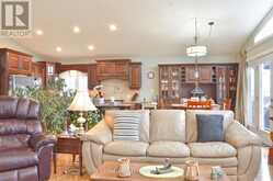 11708 BREEZEWOOD AVENUE S | Morrisburg Ontario | Slide Image Ten