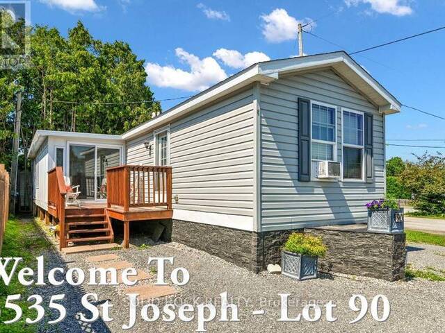 90 - 3535 ST JOSEPH BOULEVARD Ottawa Ontario, K4A 0Z6 - 2 Bedrooms Home For Sale