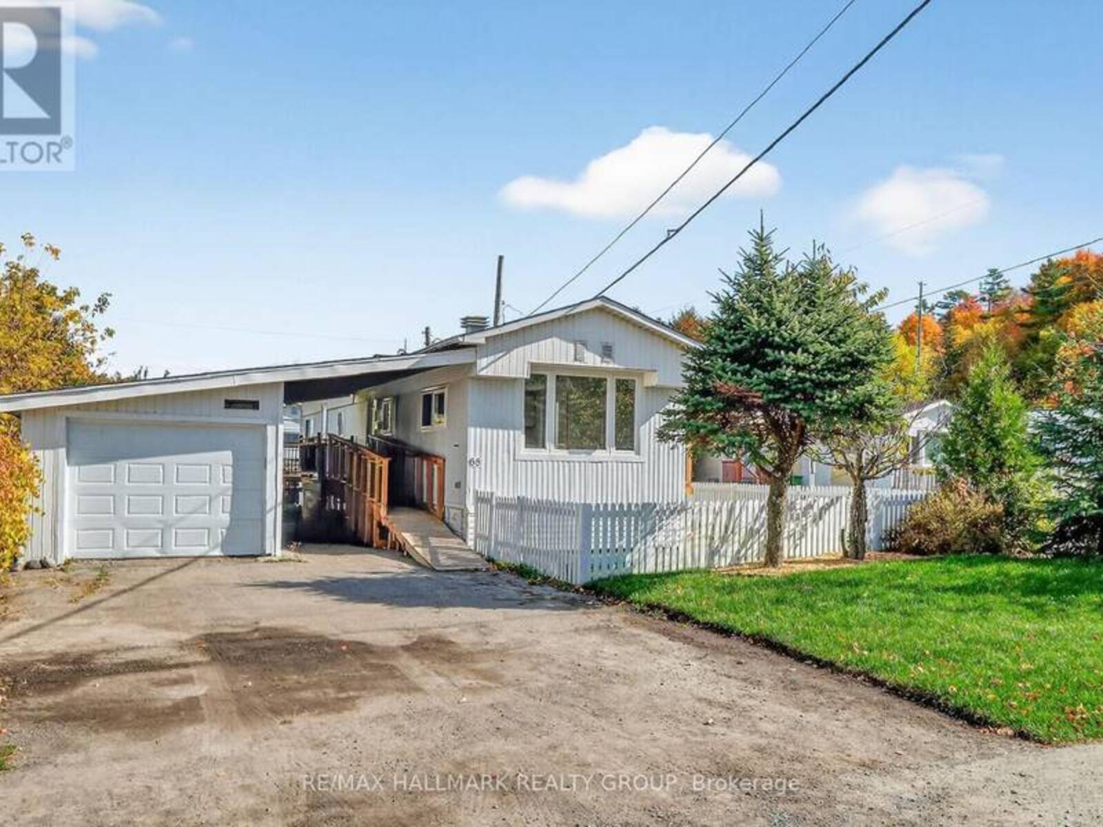 68 - 3535 ST. JOSEPH BOULEVARD, Ottawa, Ontario K1C 1N6