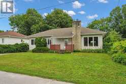 636 MALARTIC AVENUE | Ottawa Ontario | Slide Image Two