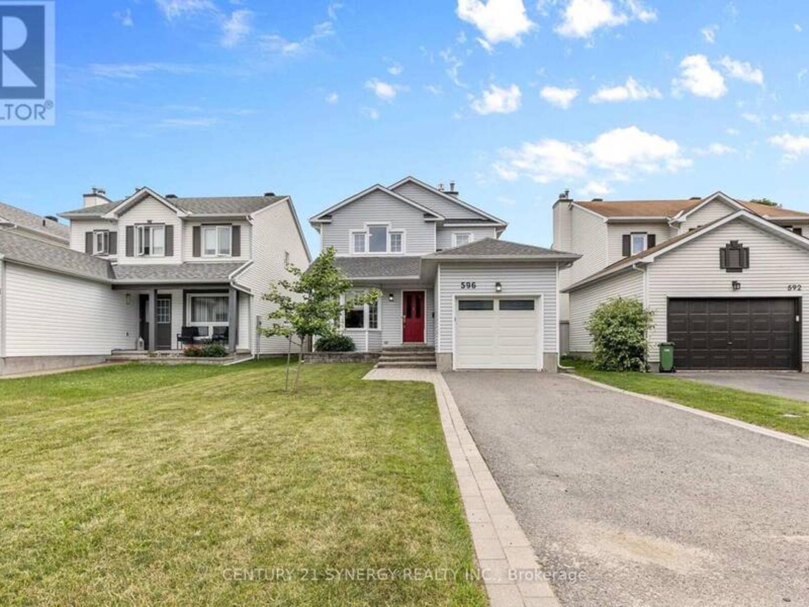 596 DEANCOURT CRESCENT, Ottawa, Ontario K4A 3G5