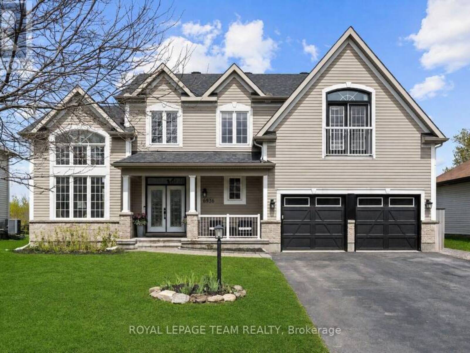 6936 MARY ANNE DRIVE, Ottawa, Ontario K4P 0B9