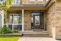 56 SETTLEMENT LANE | Russell Ontario | Slide Image Three