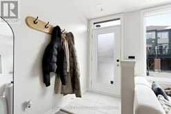 808 KINIW PRIVATE | Ottawa Ontario | Slide Image Three