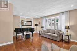 61 AMBERWOOD CRESCENT | Ottawa Ontario | Slide Image Nine