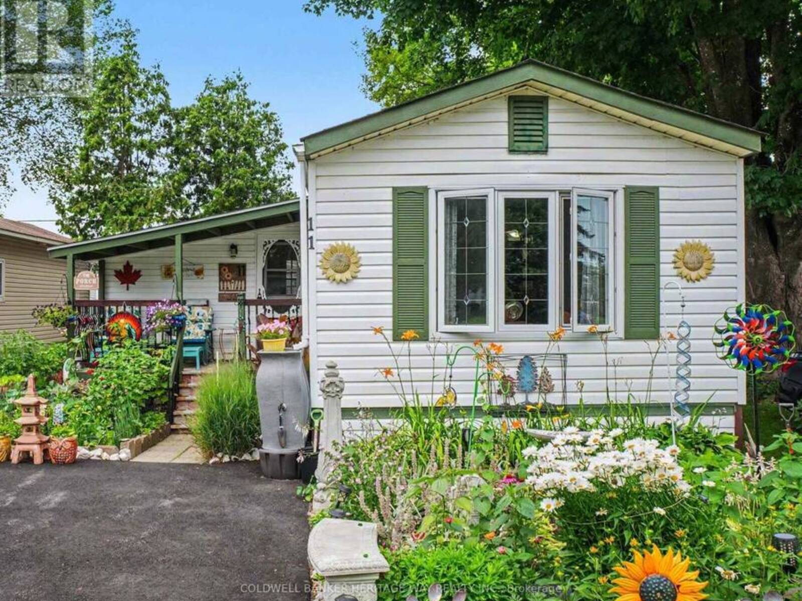 11 OAKWOOD STREET, Carleton Place, Ontario K7C 0S6