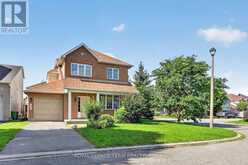 32 VISTAPOINTE DRIVE | Ottawa Ontario | Slide Image One