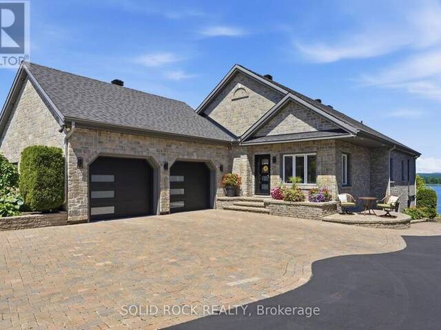 3835 OLD HIGHWAY 17 ROAD Clarence-Rockland Ontario, K4K 1W2 - 5 Bedrooms Waterfront Home For sale