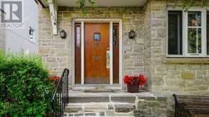 211 B MELROSE AVENUE | Ottawa Ontario | Slide Image Three