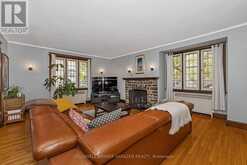211 B MELROSE AVENUE | Ottawa Ontario | Slide Image Six