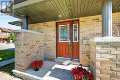 171 LERTA WAY | Ottawa Ontario | Slide Image Six