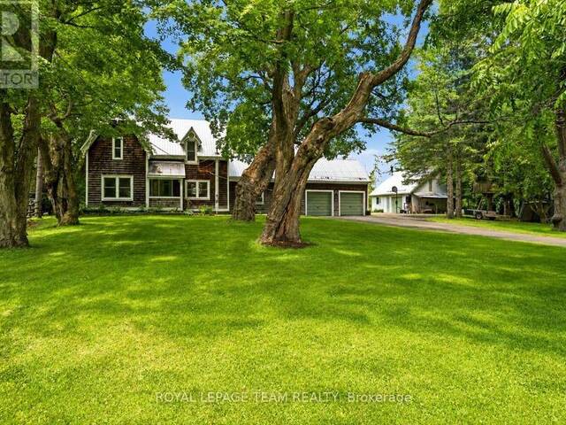 715 RIVER ROAD Kemptville Ontario, K0G 1J0 - 4 Bedrooms Waterfront Home For sale