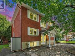 657 GOLDEN AVENUE Ottawa Ontario, K2A 2G3