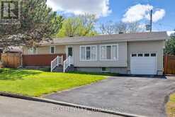 888 CHARLESWOOD AVENUE | Ottawa Ontario | Slide Image One