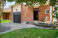 8 RASTILA CRESCENT | Ottawa Ontario | Slide Image Three