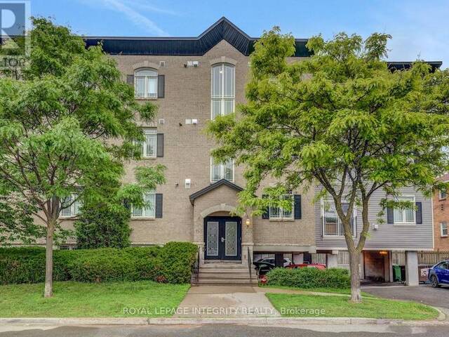 402 - 711 CHURCHILL AVENUE N Ottawa Ontario, K1Z 5G6 - 2 Bedrooms Condo For Sale