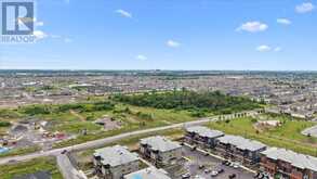 210 PARNIAN PRIVATE | Ottawa Ontario | Slide Image Thirty-one