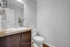 224 CHAPERAL PRIVATE | Ottawa Ontario | Slide Image Thirty-one