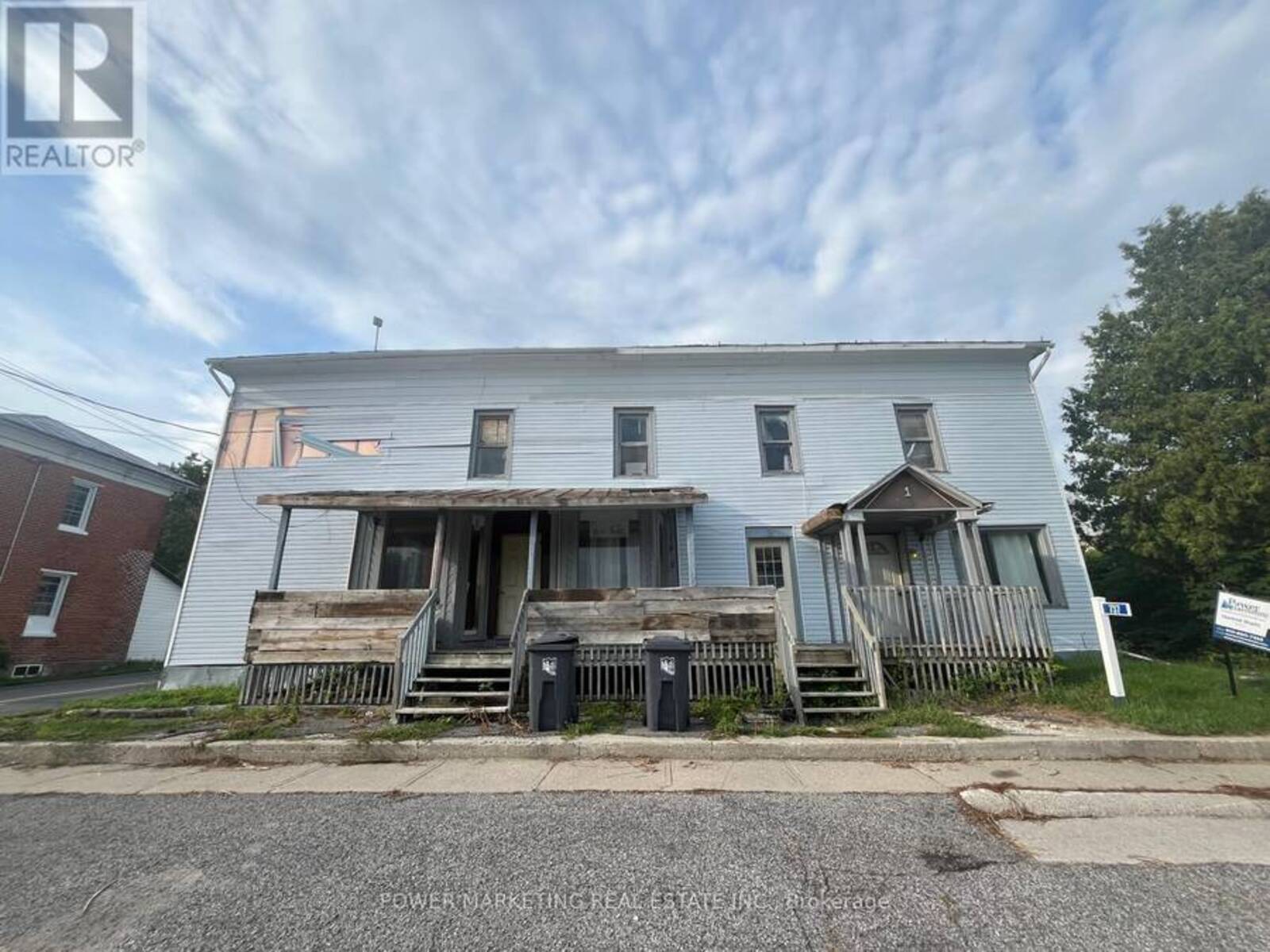 737 MAIN STREET, Hawkesbury, Ontario K0B 1M0