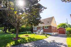 552 DUNBRACK STREET | Ottawa Ontario | Slide Image Two