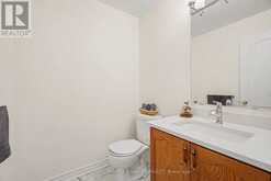 16 CROWNRIDGE DRIVE | Ottawa Ontario | Slide Image Thirteen