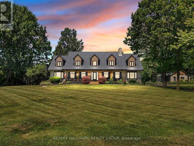 18407 COUNTY 2 ROAD Cornwall Ontario, K6H 5R5 - 5 Bedrooms Waterfront Home For sale
