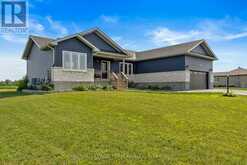 3572 CROSSWIND CRESCENT | Ottawa Ontario | Slide Image Three
