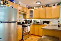 109 - 400 MCLEOD STREET | Ottawa Ontario | Slide Image Eight