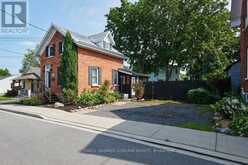 29 ONTARIO STREET | Morrisburg Ontario | Slide Image Four