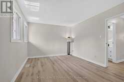 120 MCCLINTOCK WAY | Ottawa Ontario | Slide Image Thirty